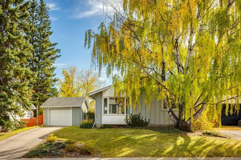 114 Hallbrook Drive SW