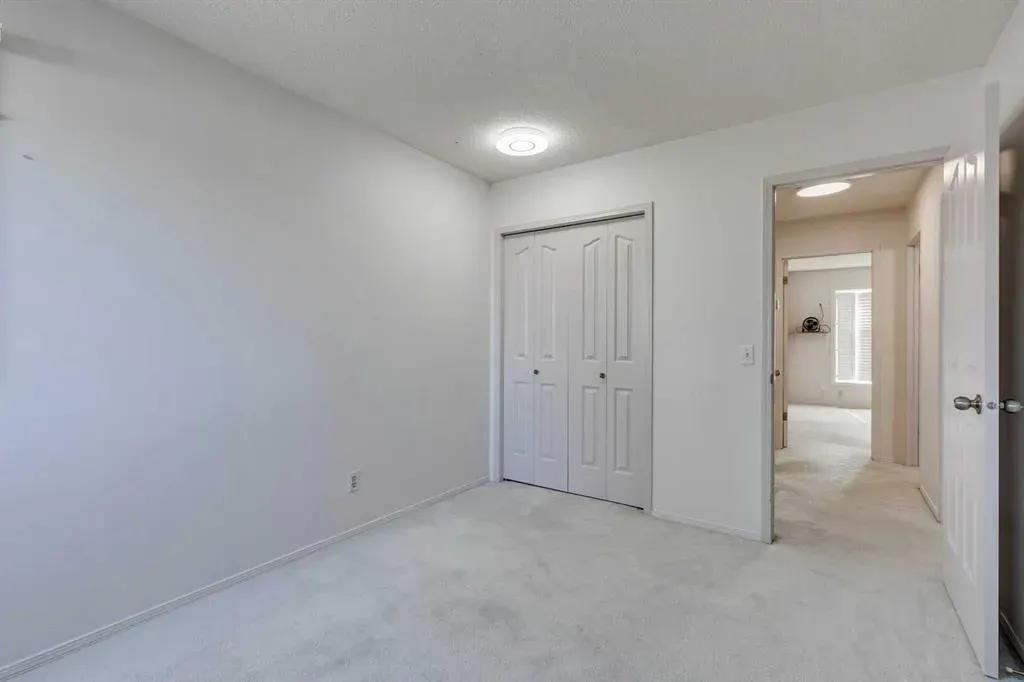 33 Shawnee View SW