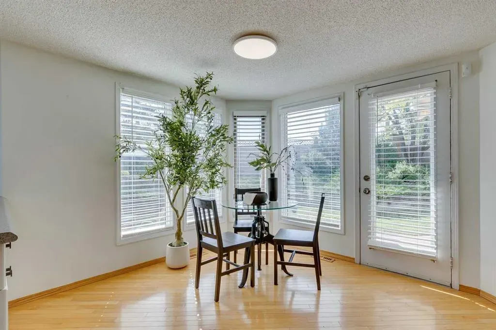 33 Shawnee View SW
