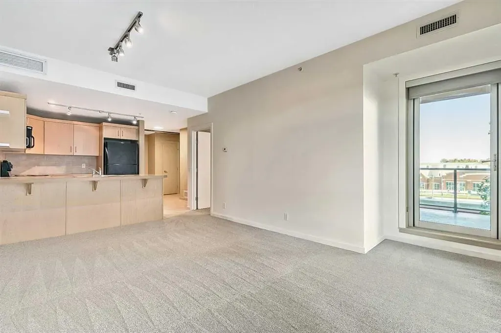1410 1 Street SE, #407
