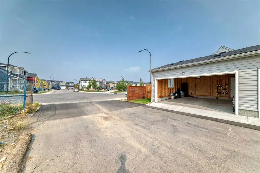 9 Sage Hill Path NW
