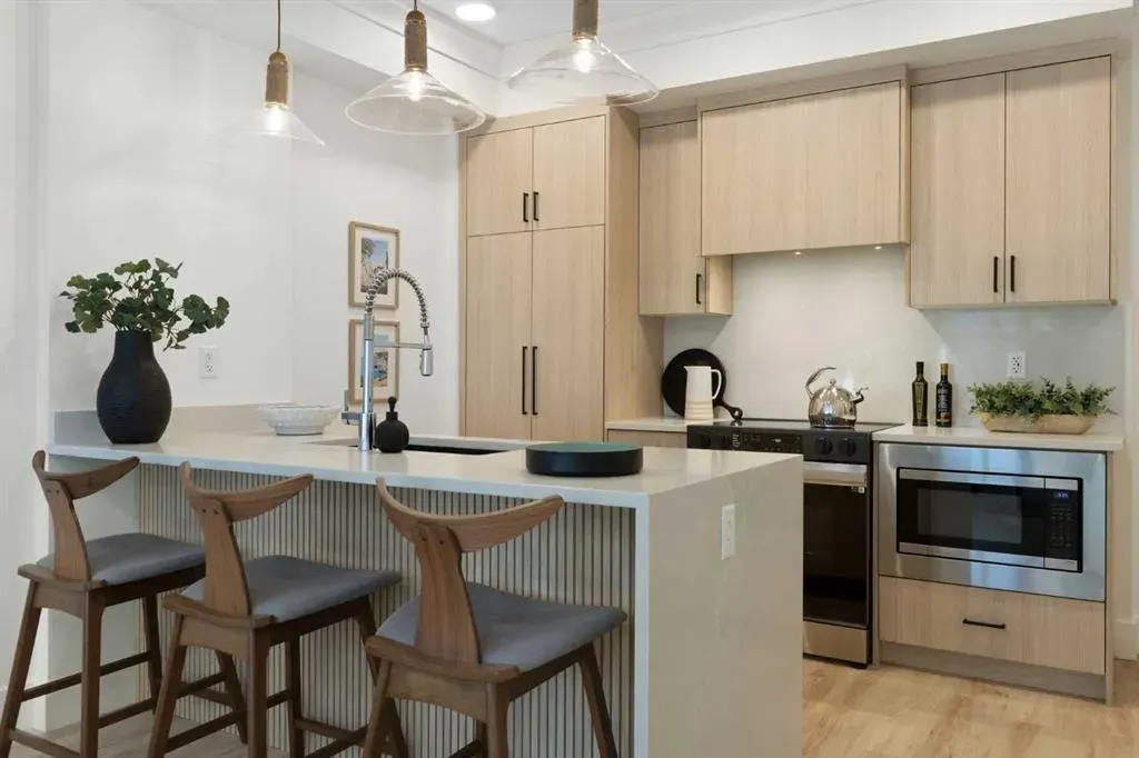 4270 Norford Avenue NW, #1204