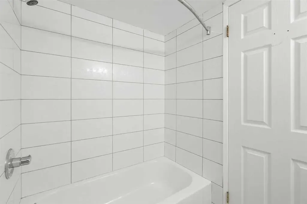 709 3 Avenue NW, #301