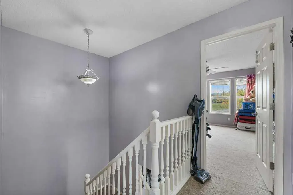 154 Bridlewood Drive SW