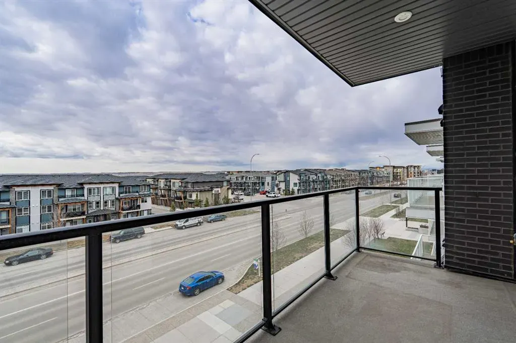 4350 Seton Drive SE, #401