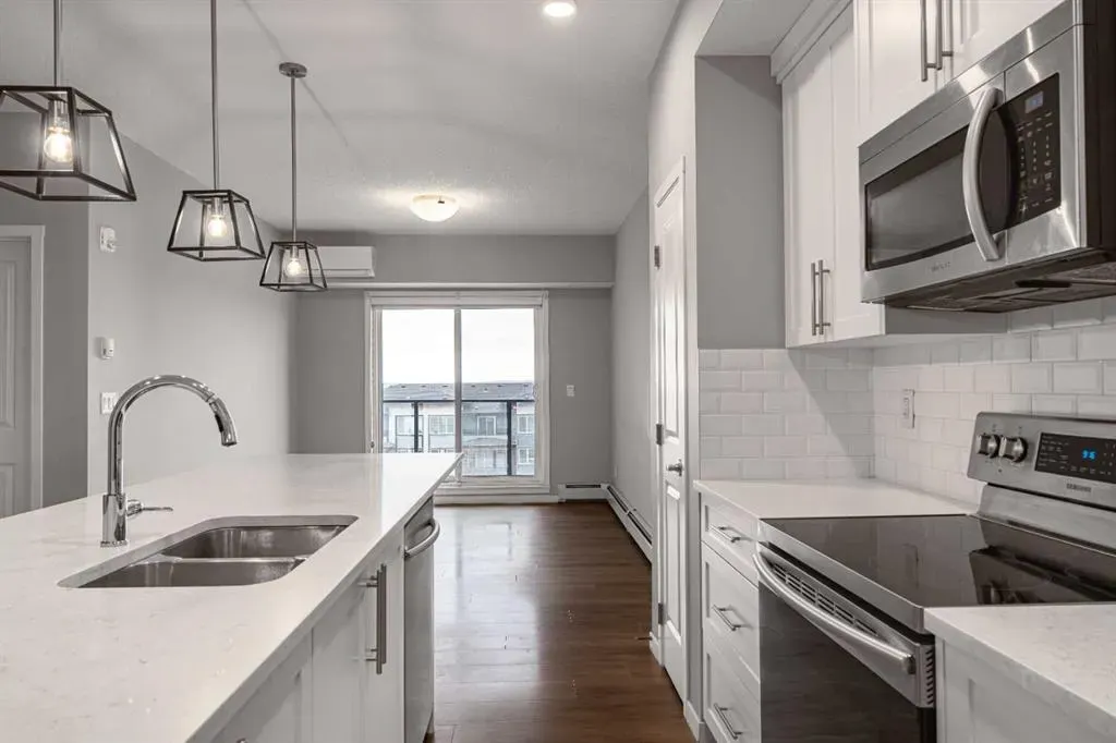 4350 Seton Drive SE, #401