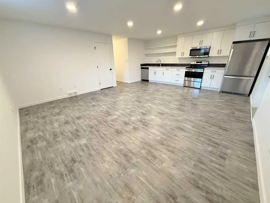 119 Blackwolf Pass N