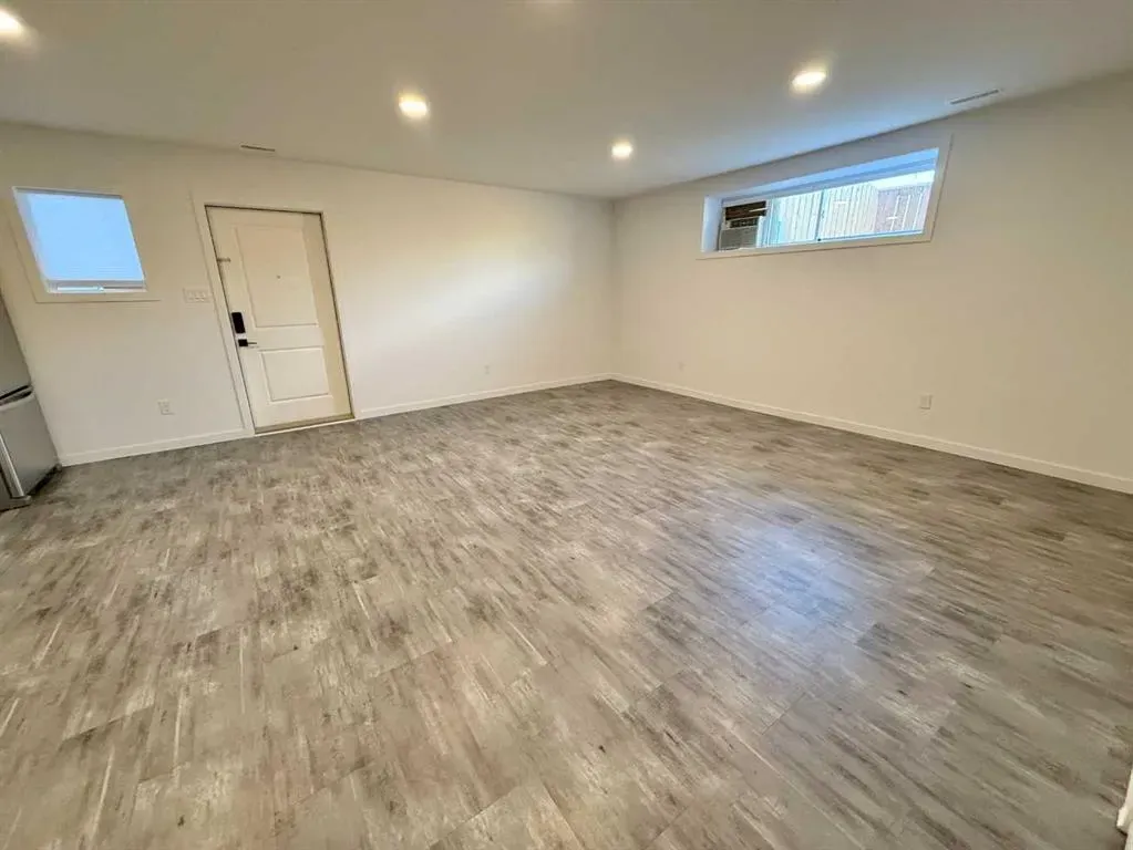 119 Blackwolf Pass N