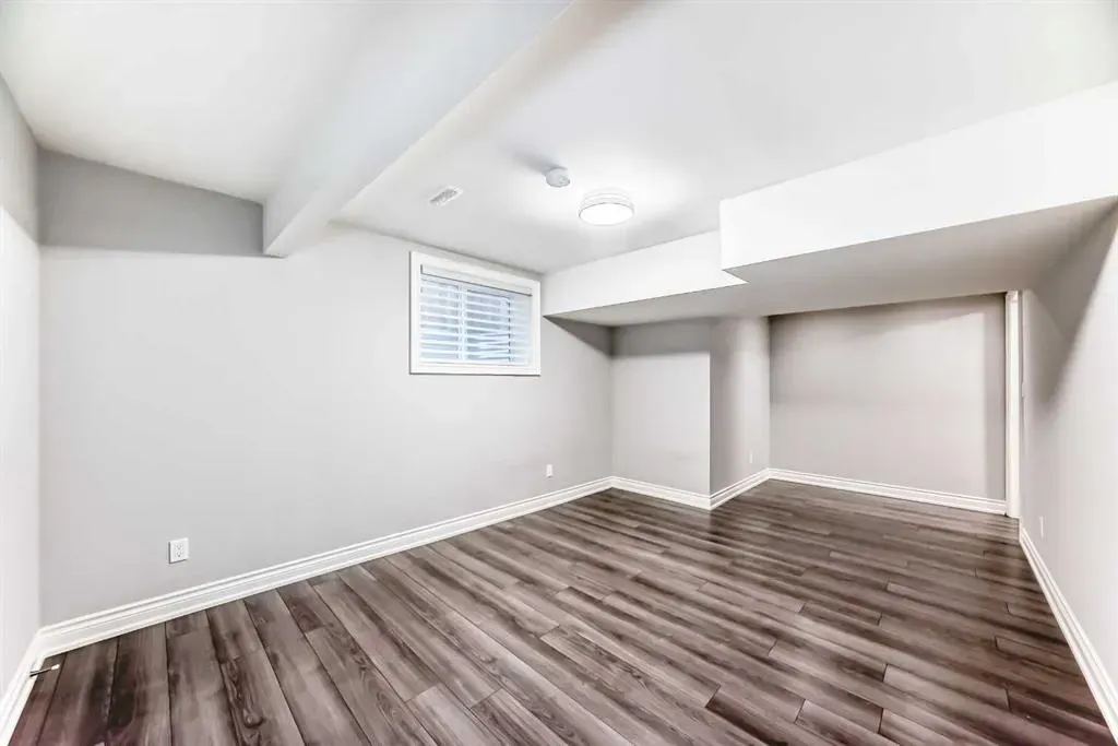 173 Aspenshire Drive SW