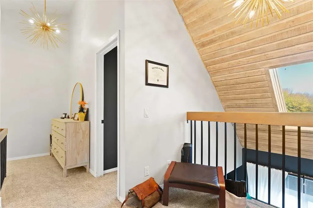 123 13 Avenue NE, #1