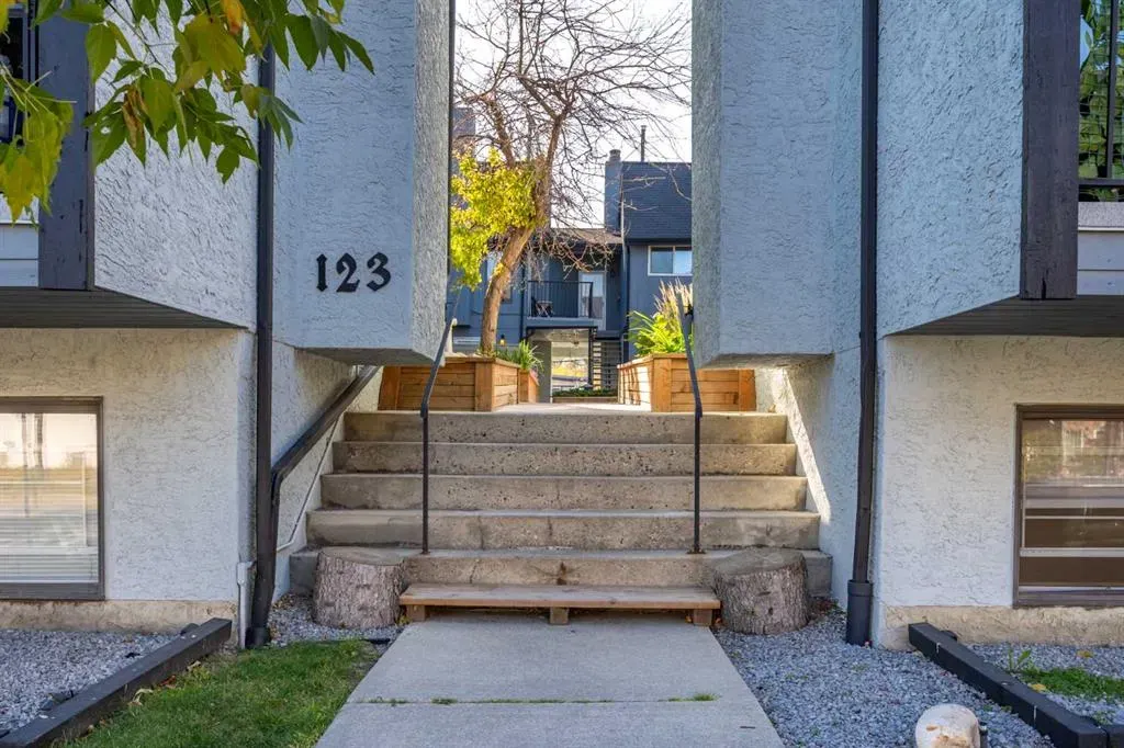 123 13 Avenue NE, #1