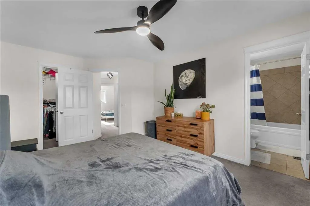 35 Tuscany Ridge Terrace NW