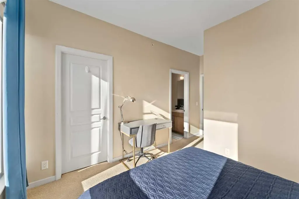 1320 1 Street SE, #2702