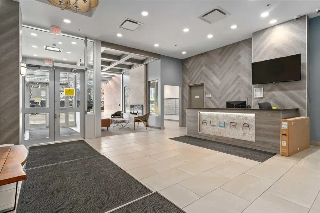 1320 1 Street SE, #2702