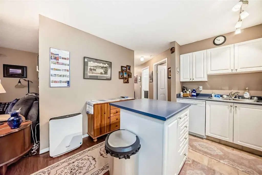 6000 Somervale Court SW, #203