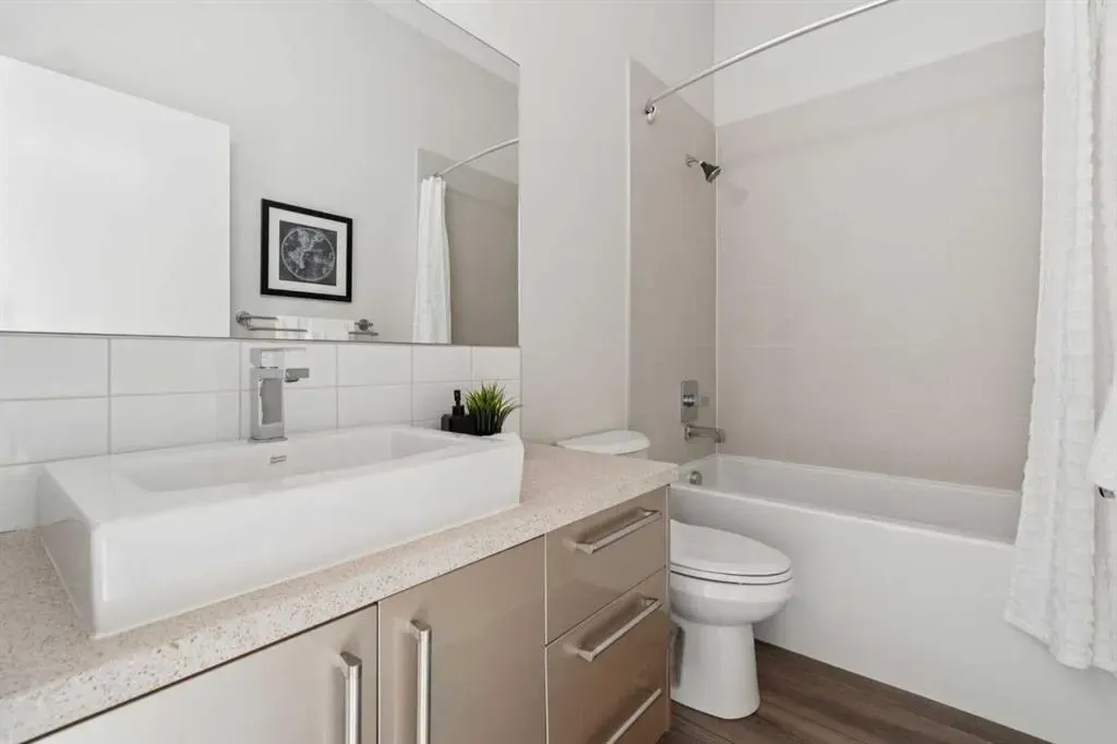 1530 Bayside Avenue SW, #1702
