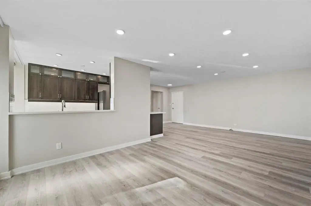 3316 Rideau Place SW, #202