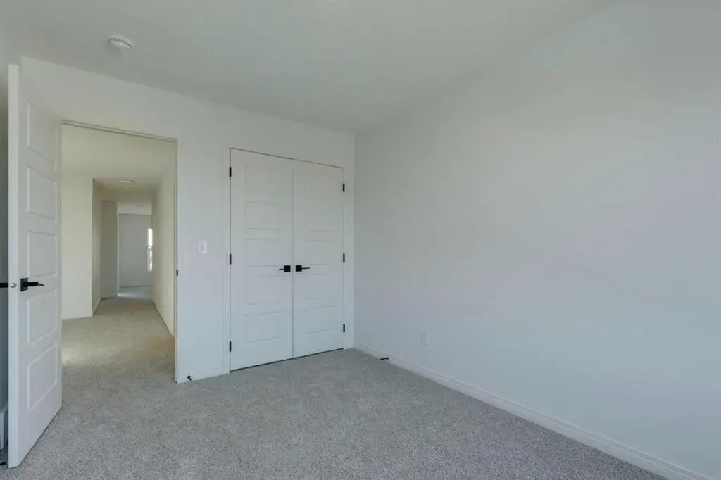 80 Homestead View NE