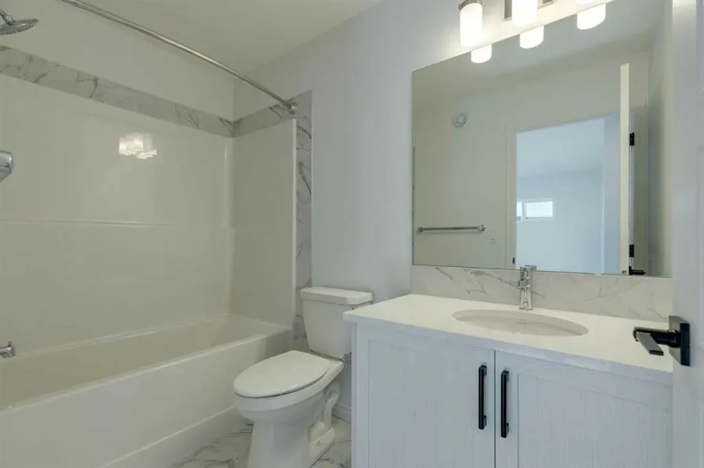 80 Homestead View NE