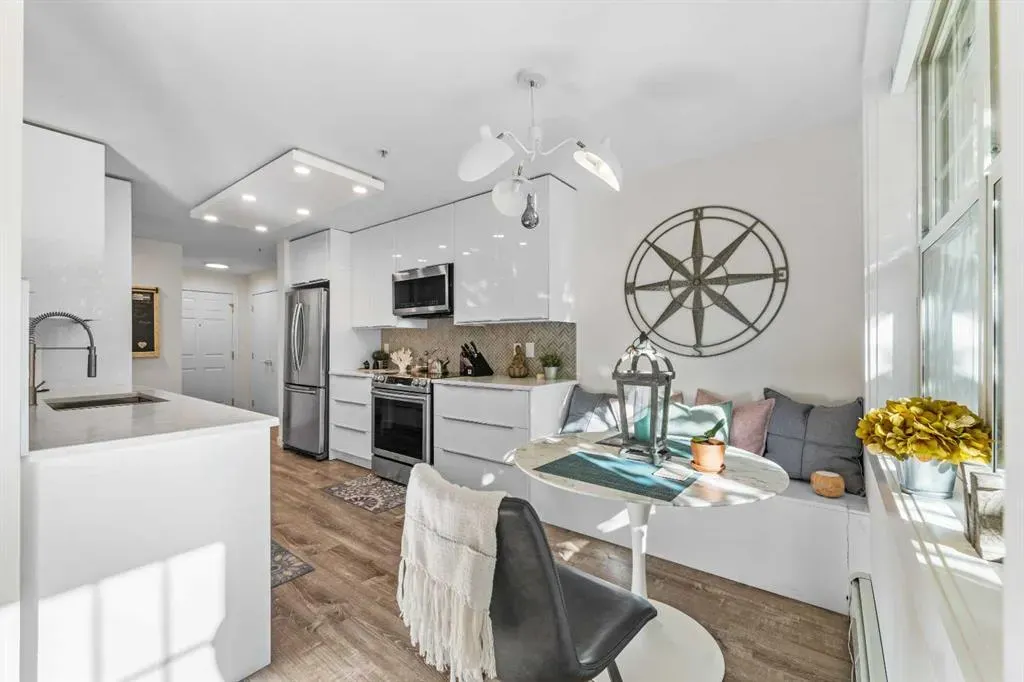 2212 34 Avenue SW, #1