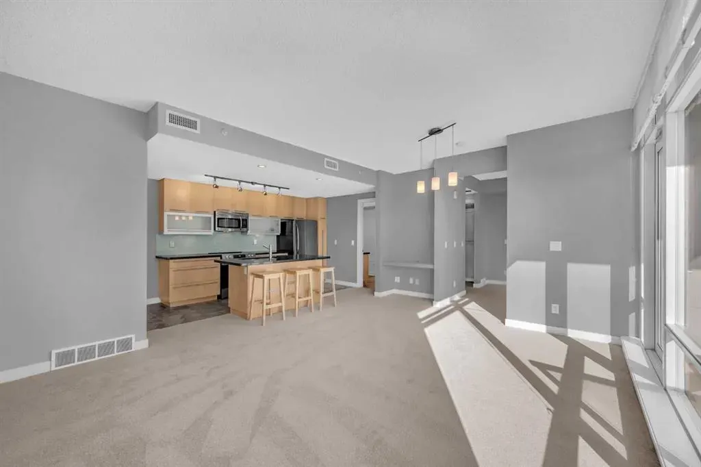 215 13 Avenue SW, #1307