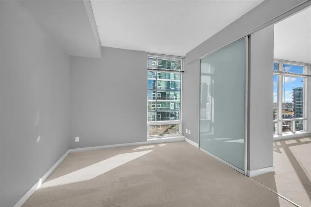 215 13 Avenue SW, #1307