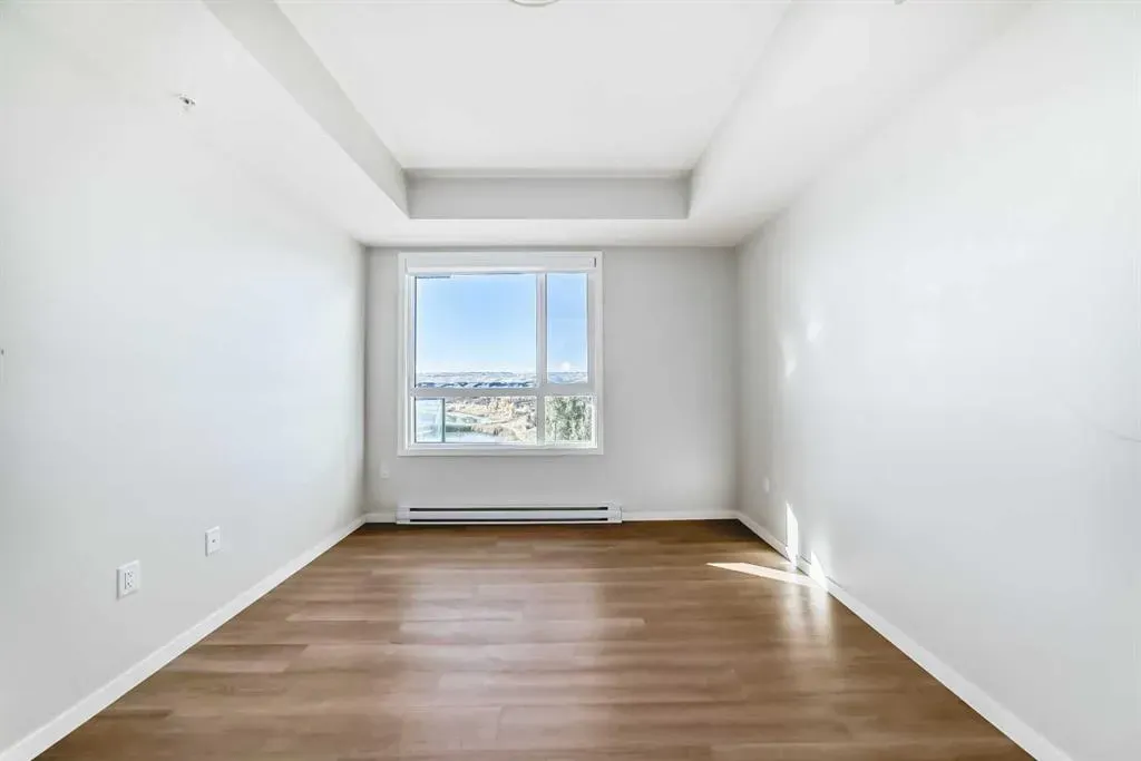 42 Cranbrook Gardens SE, #1305