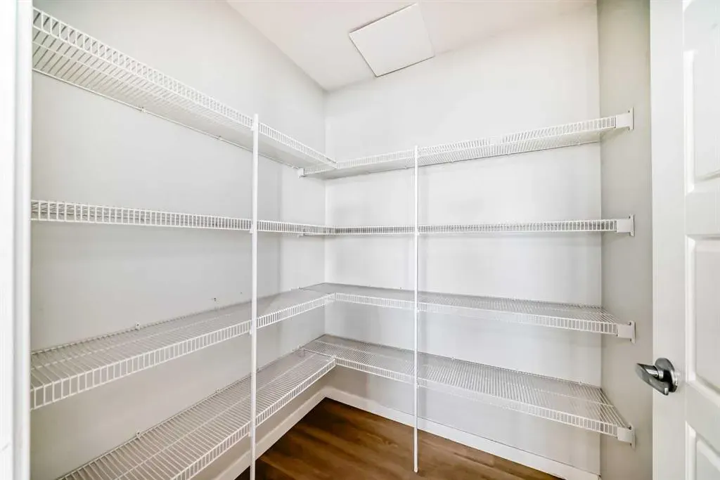 42 Cranbrook Gardens SE, #1305