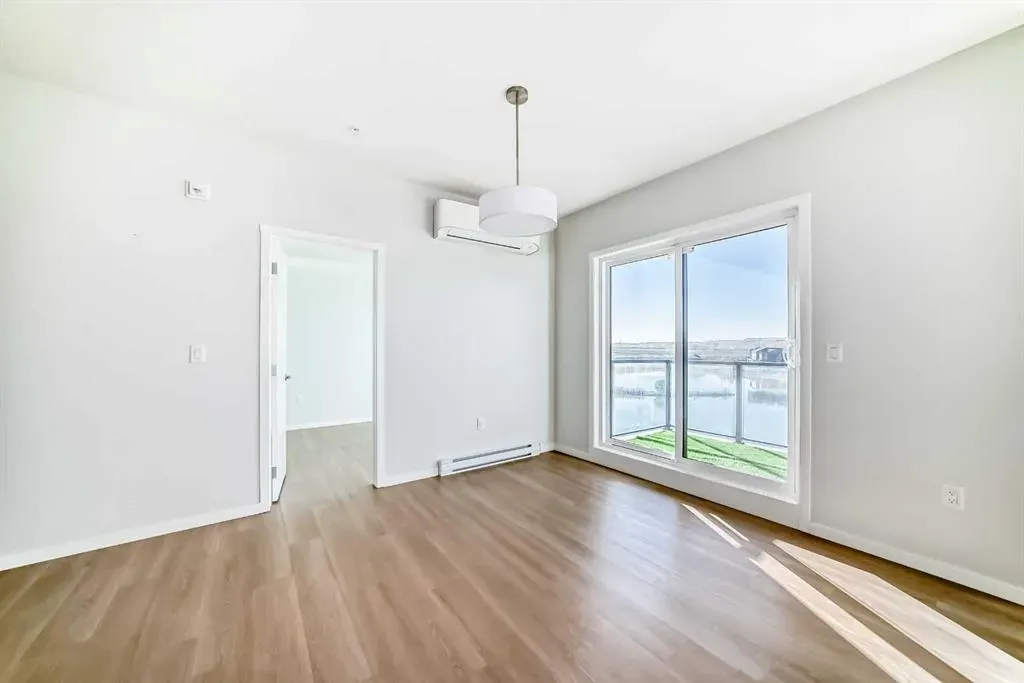 42 Cranbrook Gardens SE, #1305