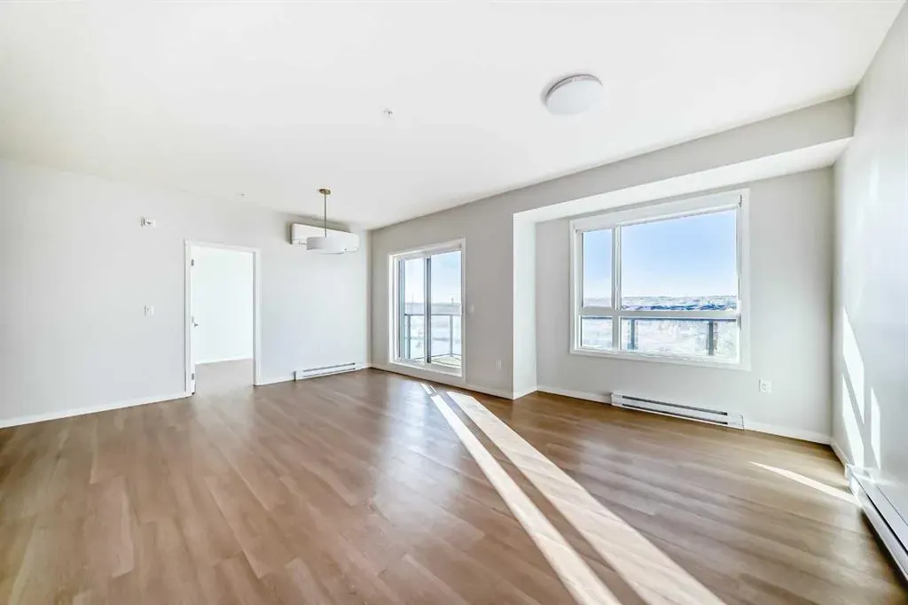 42 Cranbrook Gardens SE, #1305