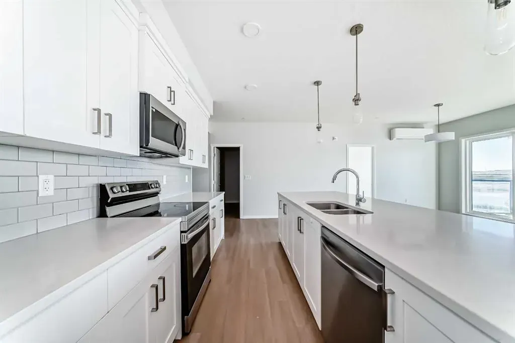 42 Cranbrook Gardens SE, #1305