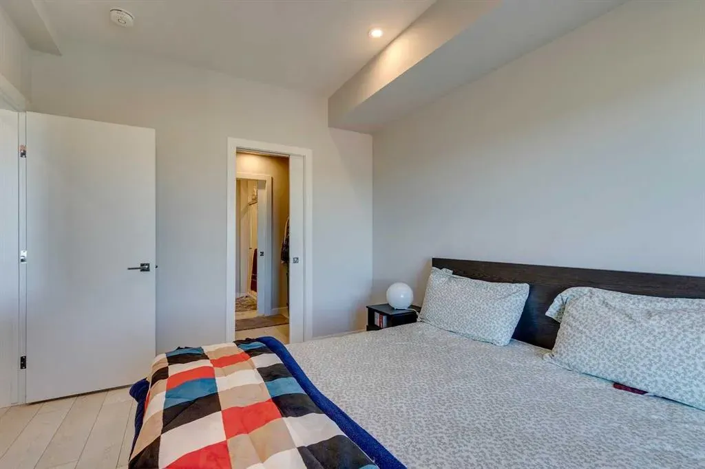 8230 Broadcast Avenue SW, #615