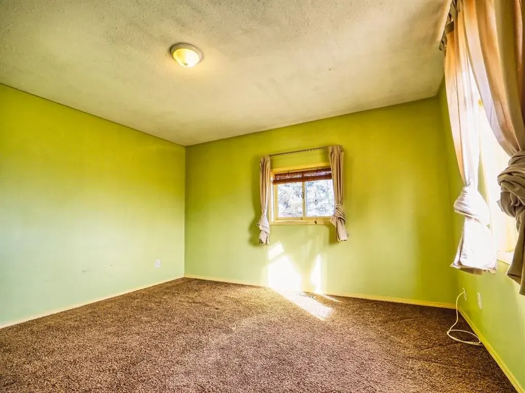 250002 Township Road 290