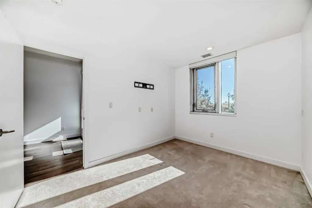 88 9 Street NE, #123