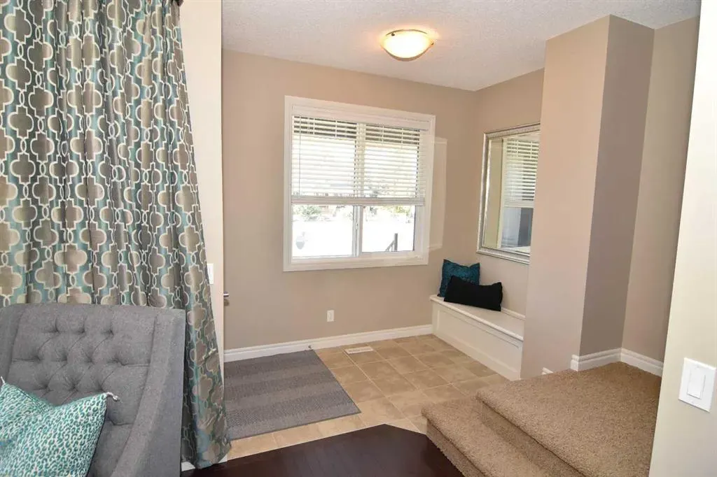 12 Legacy Gate SE
