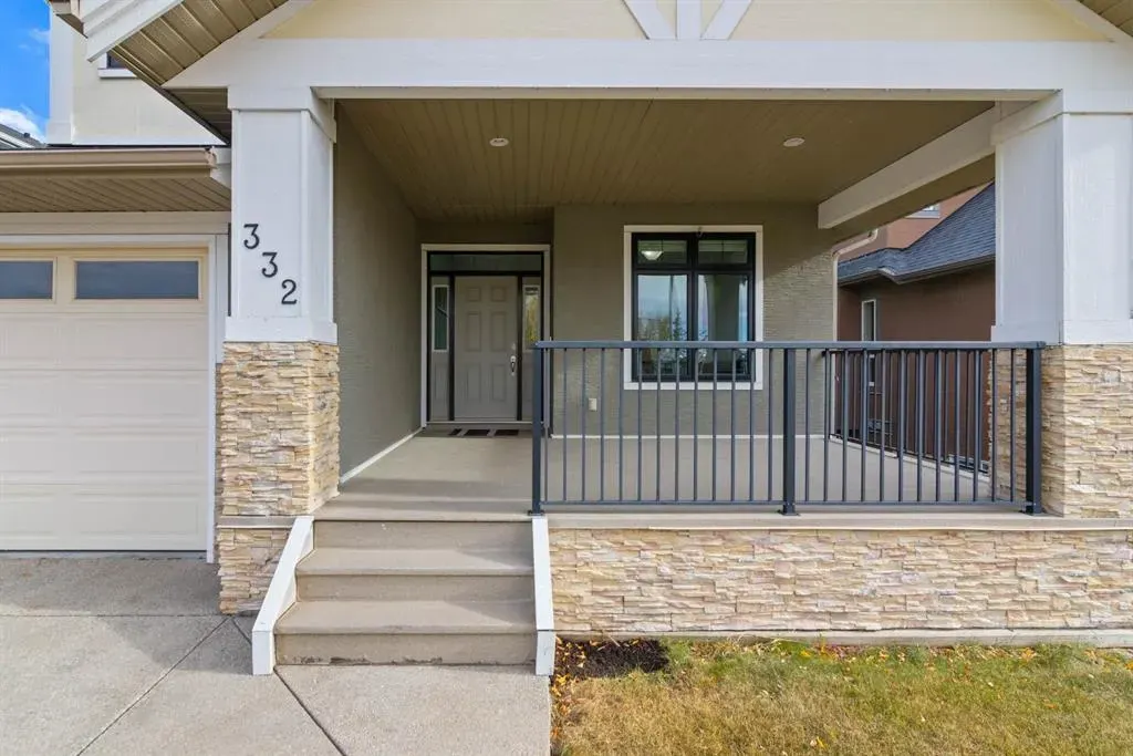 332 kinniburgh Boulevard
