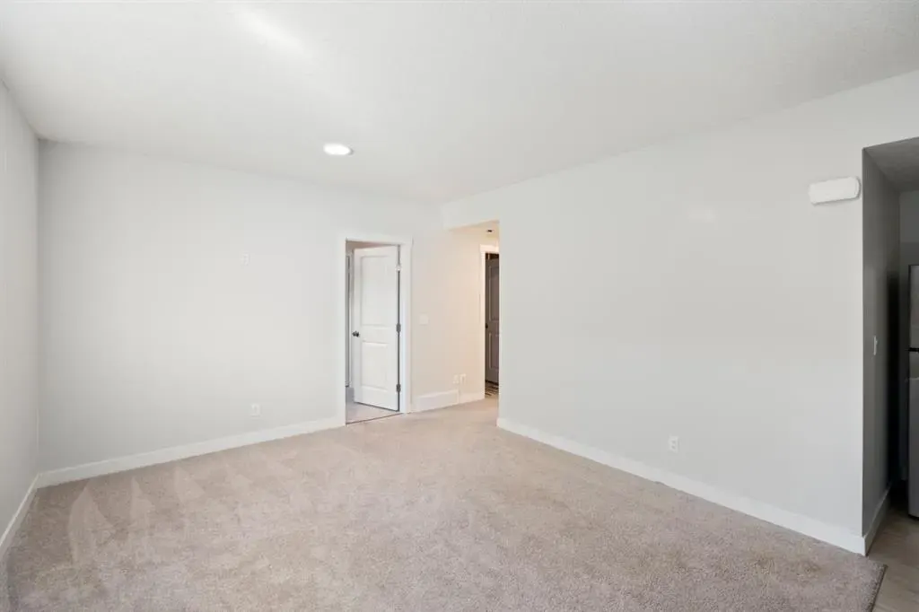 82 Red Sky Road NE