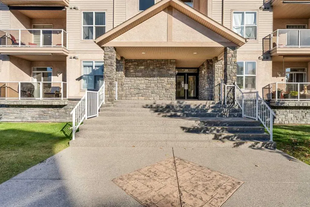 149 Mcrae Street, #101
