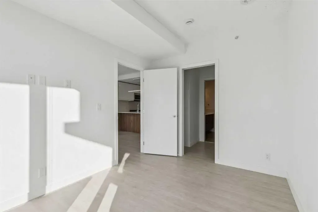 327 9A Street NW, #612