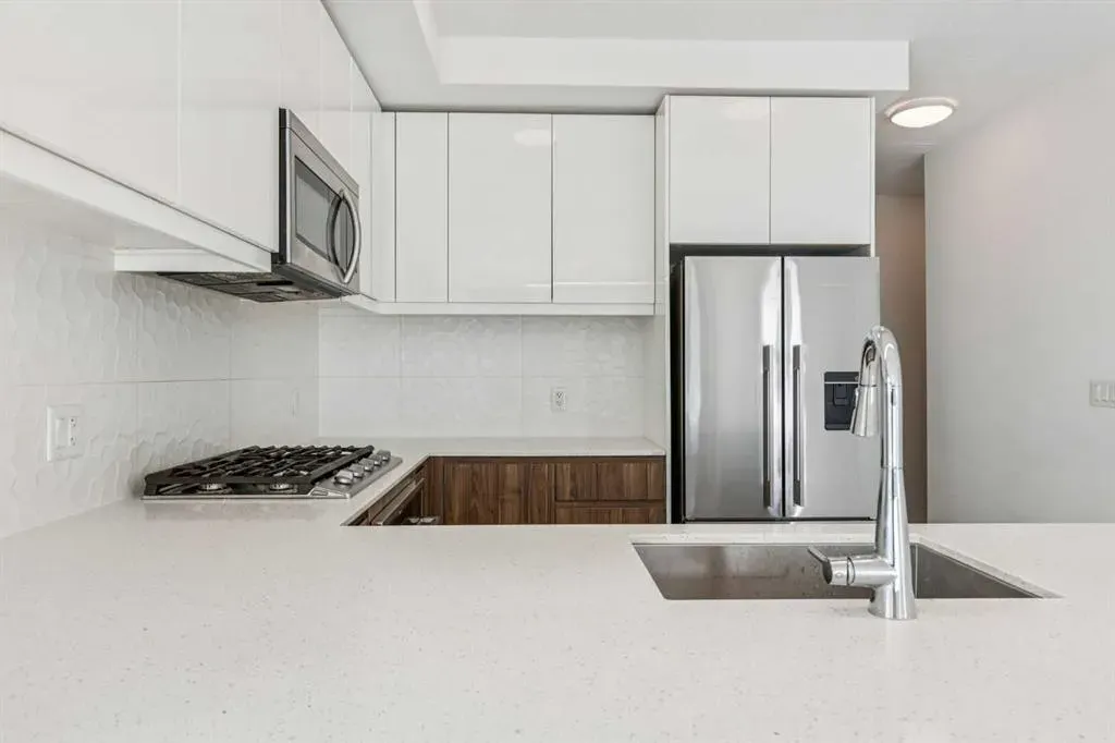 327 9A Street NW, #612