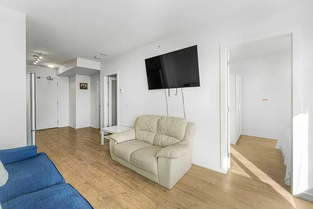 450 8 Avenue SE, #1009