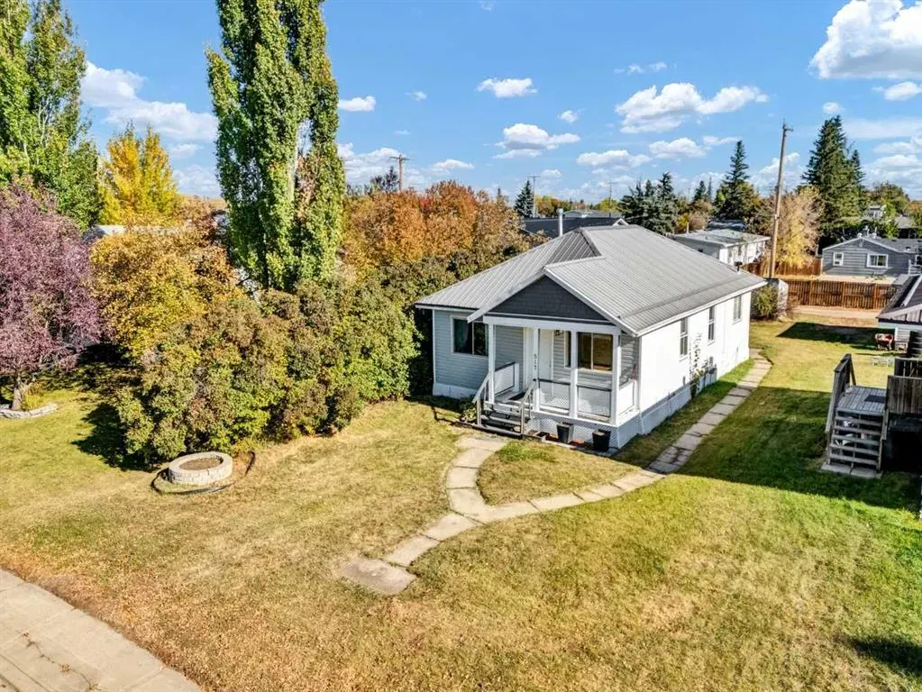 517 Iris Street