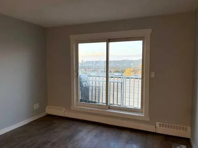 41 Bennett Street, #306