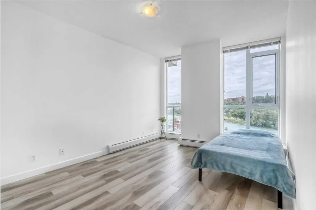 325 3 Street SE, #909