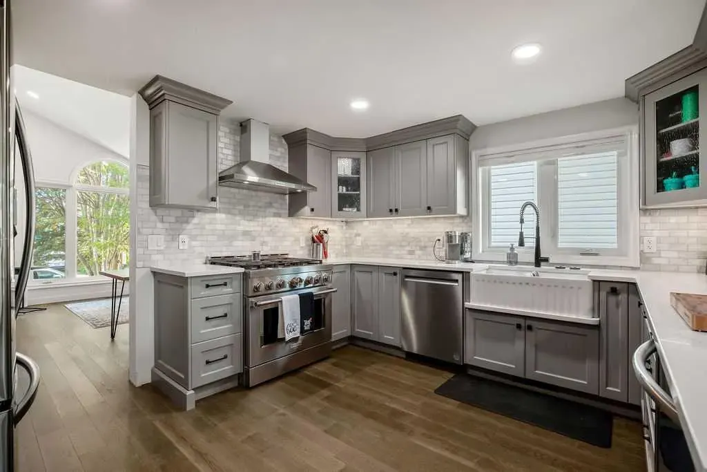 51 Hunters Crescent