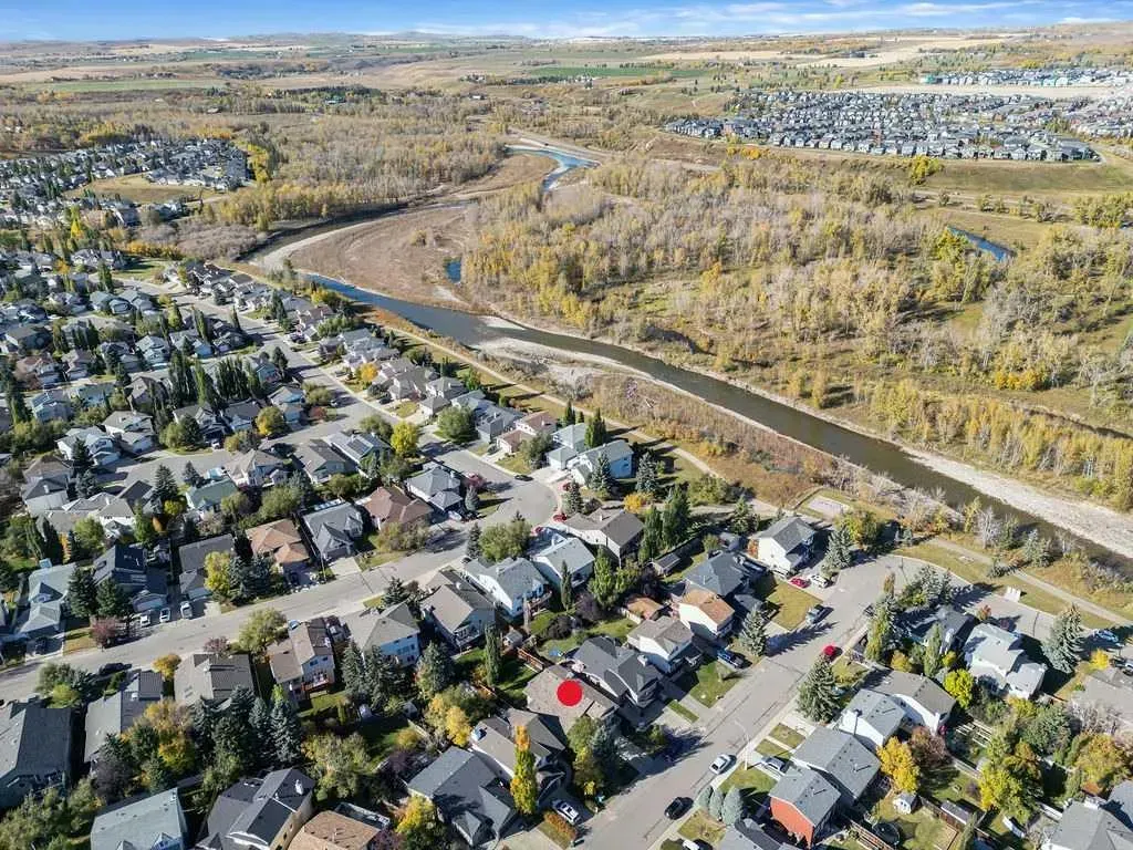 51 Hunters Crescent