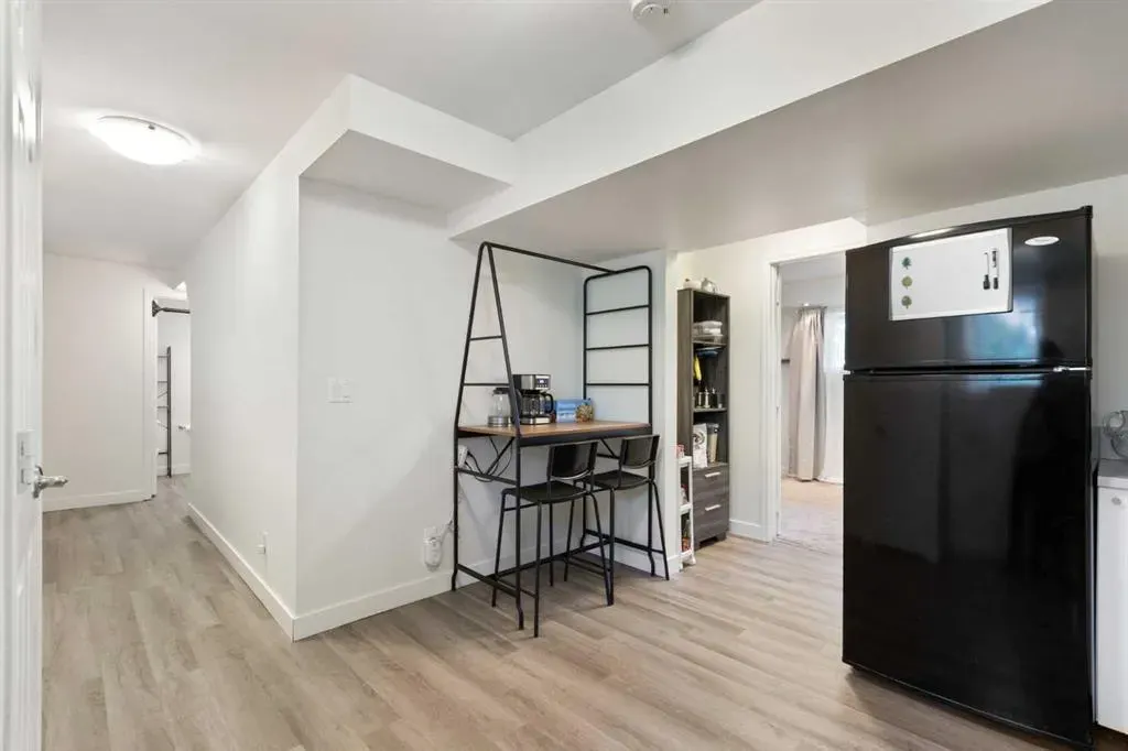 27 Deercrest Close SE