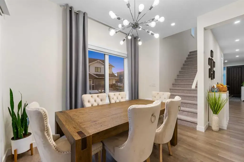 51 Crestridge Common SW