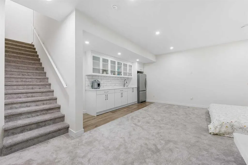 51 Crestridge Common SW