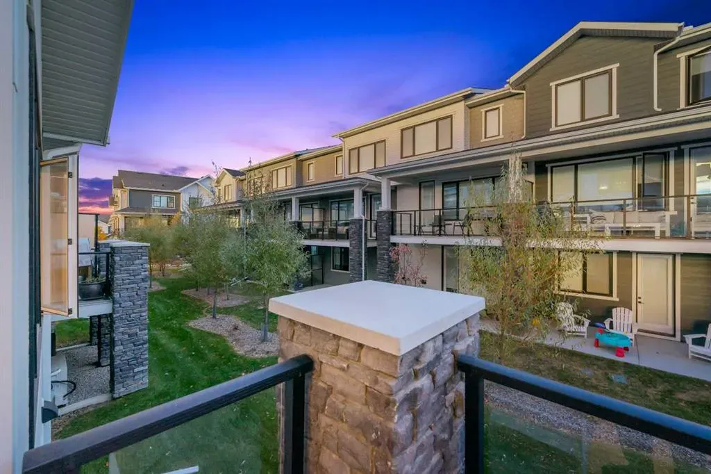 51 Crestridge Common SW